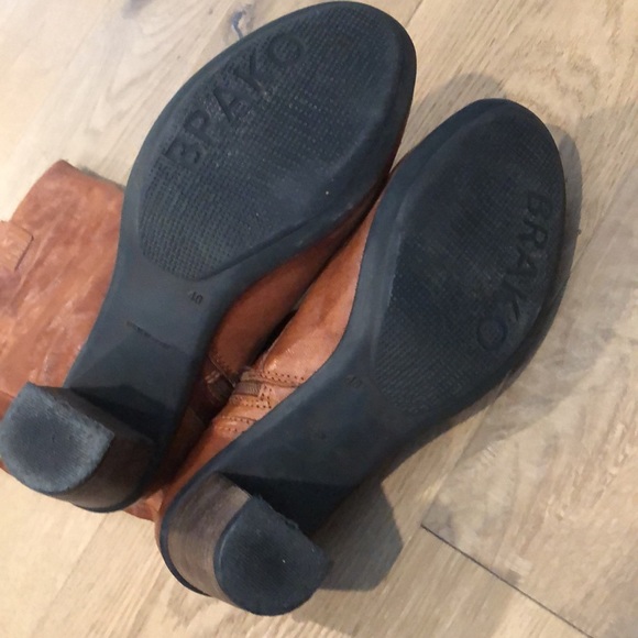 Brako leather tall boots. - Picture 4 of 11